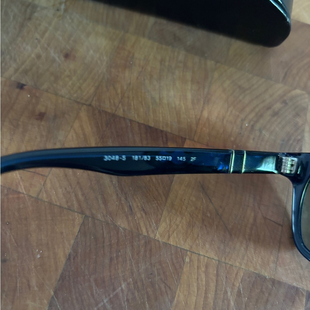 Persol Polarized Crystal Lenses Deep Blue Sunglasses with Case - Picture 5 of 9